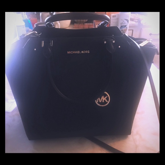 Michael Kors Handbag Navy Blue - Picture 1 of 1